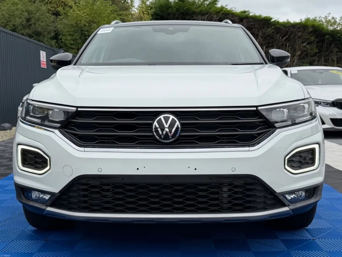 Volkswagen T-Roc SPORT - 2.0L DIESEL - AUTO - 12M - Image 6