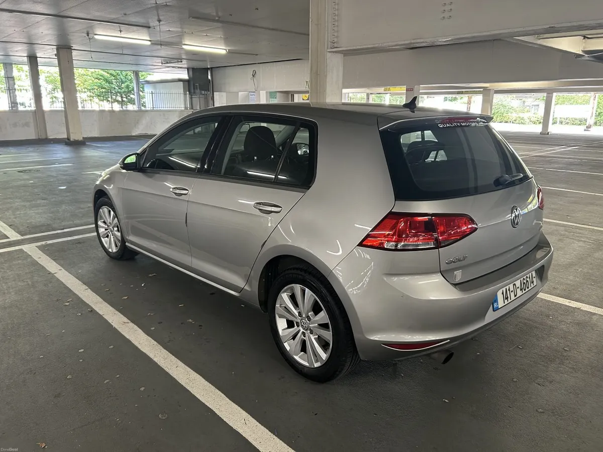 Volkswagen Golf  1.2 TSI AUTO 2014 - Image 4