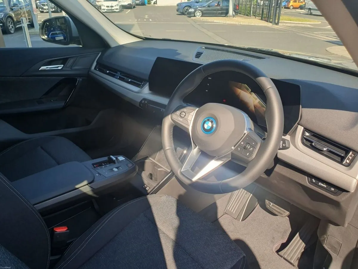 BMW iX1 eDrive20 Sport - Image 6