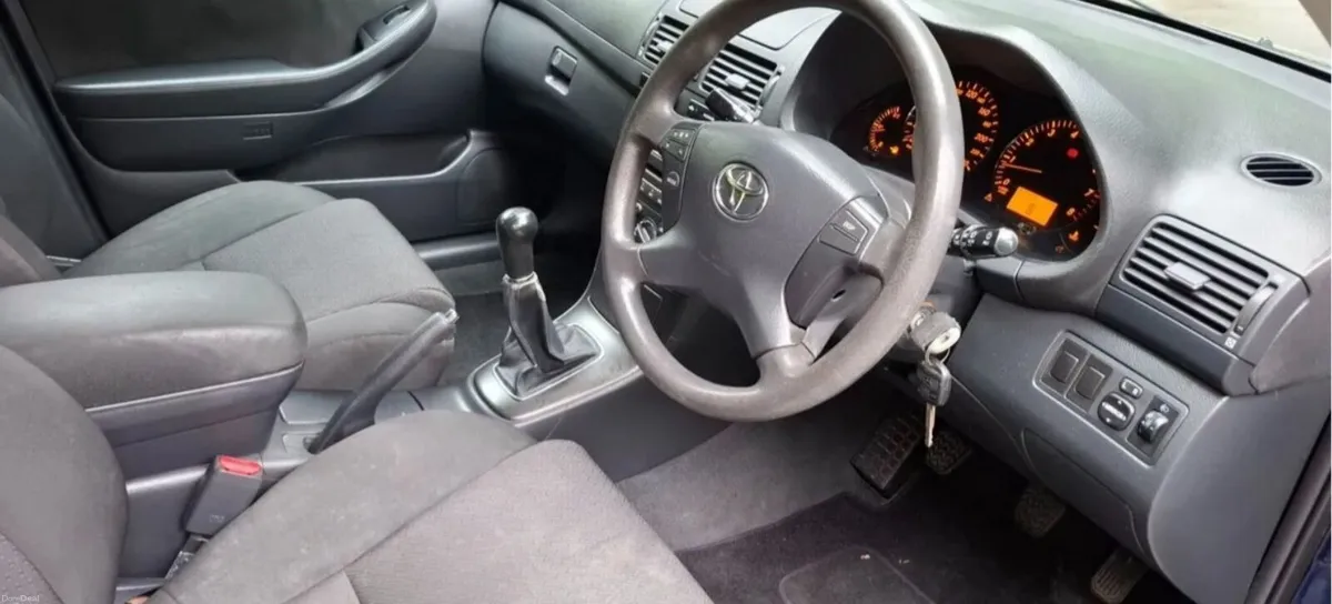 07. Toyota Avensis , Hatchback, NEW NCT 9/27 - Image 2