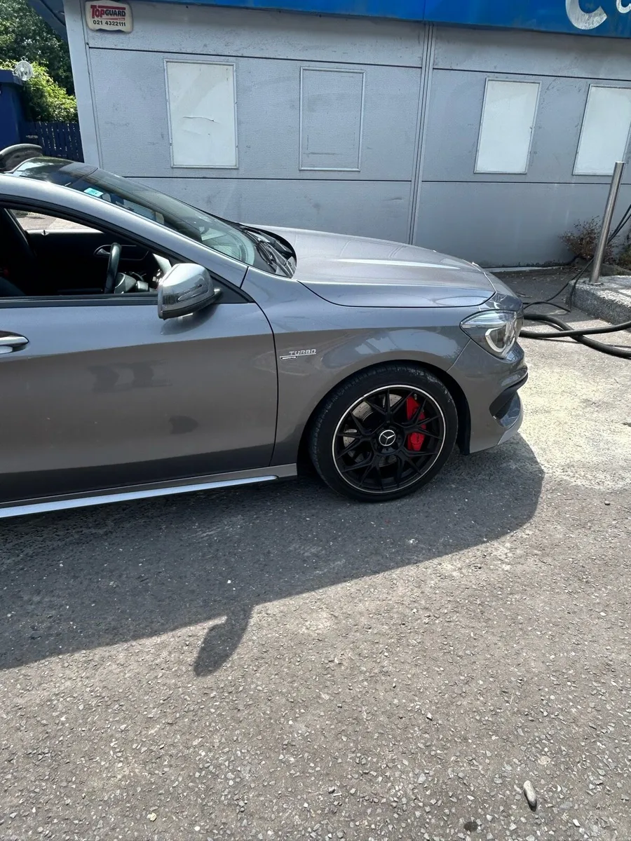 Mercedes-AMG CLA 45 - Image 2