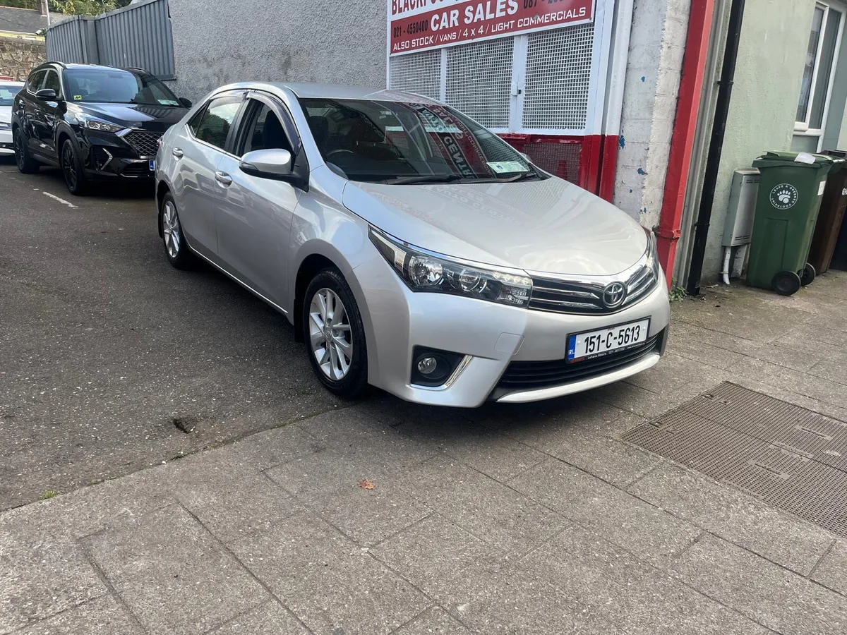 Toyota Corolla 2015 - Image 2