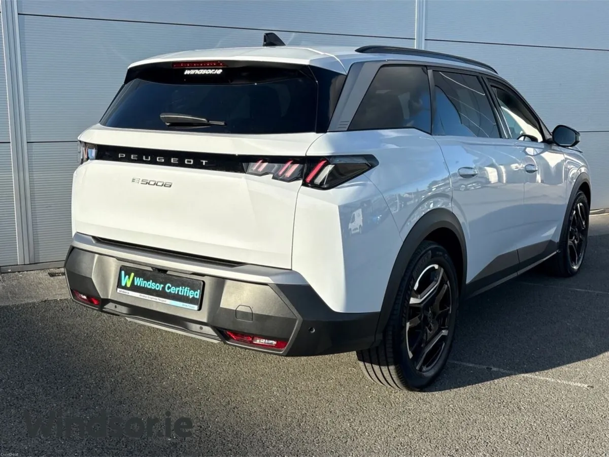 Peugeot 5008 E-5008 Allure 210 Electric EV 73kWh A - Image 2