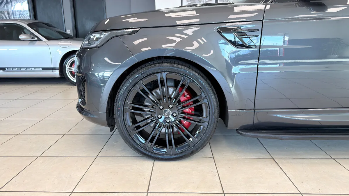 Range Rover Sport HSE Dynamic - Image 4