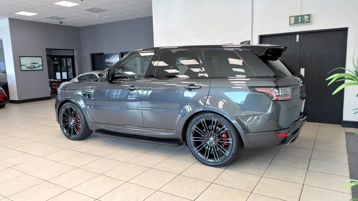 Range Rover Sport HSE Dynamic - Image 3
