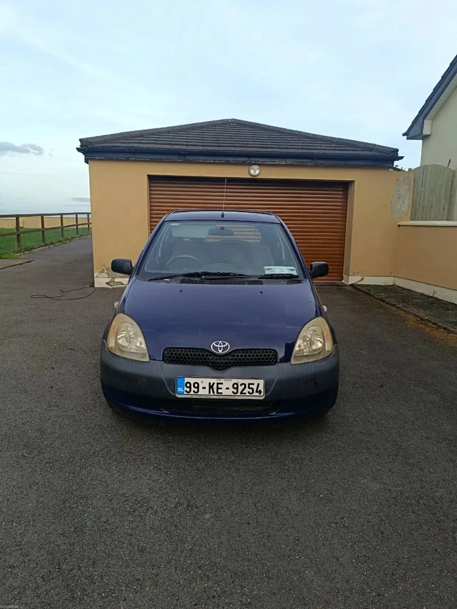 1999 Toyota Yaris - Image 2