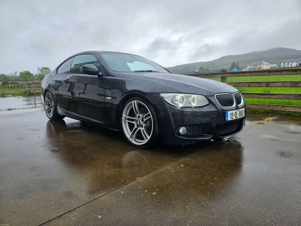 BMW 3-Series 2012 - Image 4