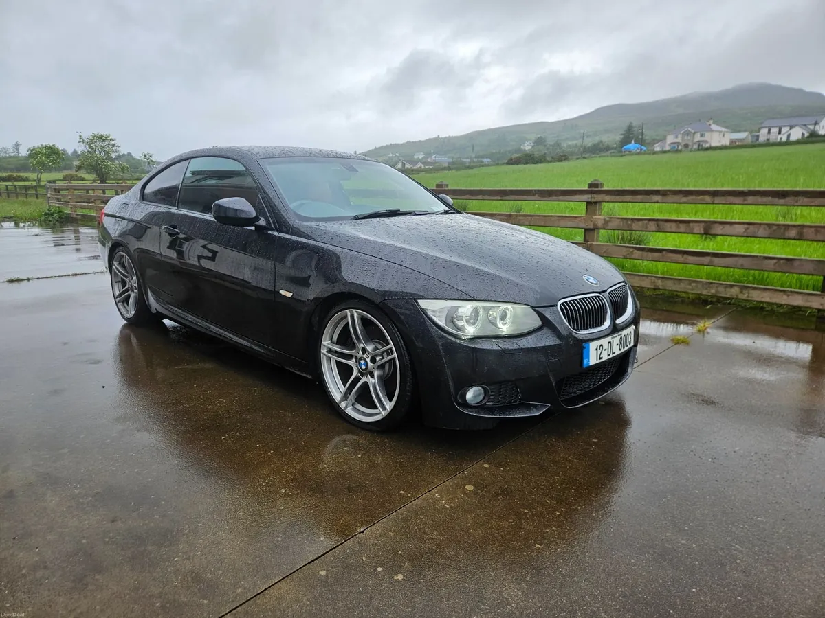 BMW 3-Series 2012 - Image 2