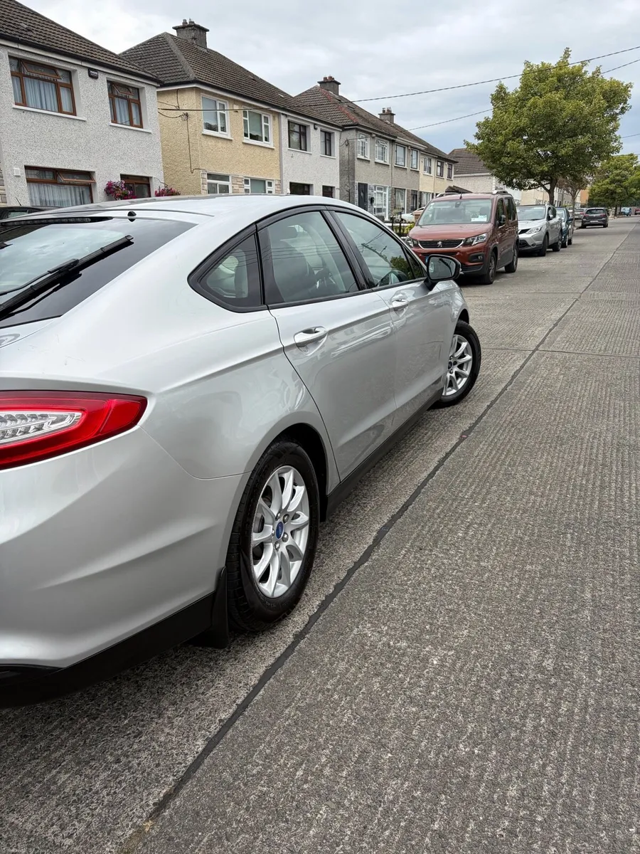 Ford mondeo - Image 4