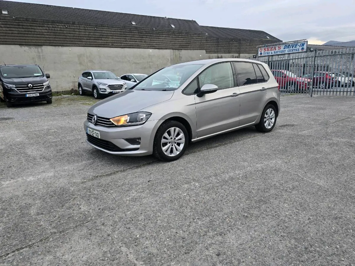 Volkswagen golf - Image 2