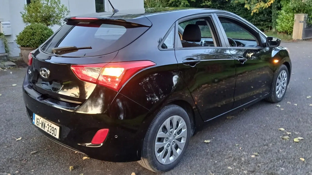 2016 Hyundai i30 Automatic NCTd - Image 6
