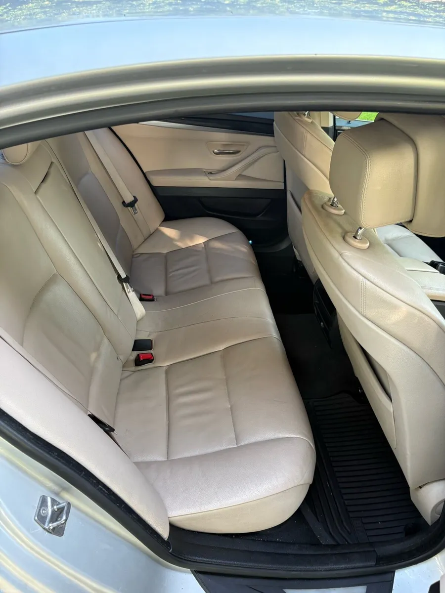 BMW F10 2010 - Image 5
