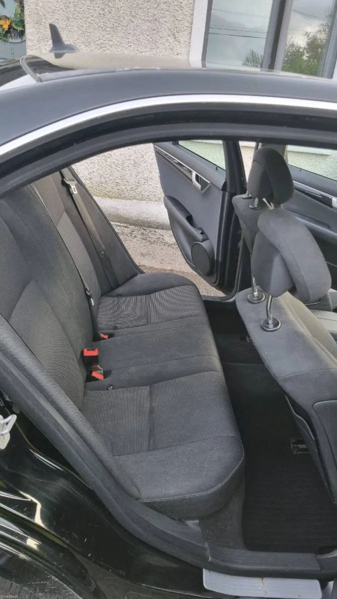 Mercedes C class - Image 6