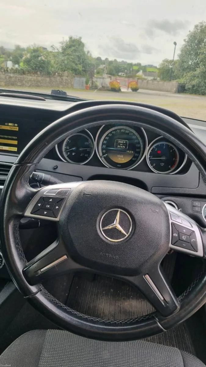 Mercedes C class - Image 2
