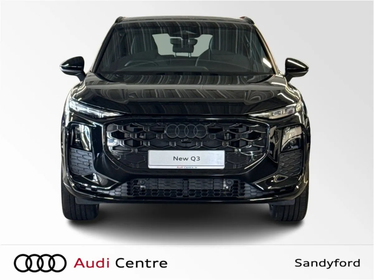 Audi Q3 E-HYBRID 270HP S-T S LINE - Image 5