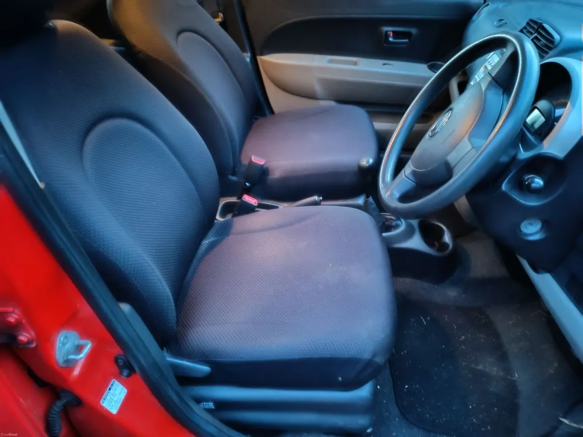 Daihatsu Sirion 2006 - Image 5
