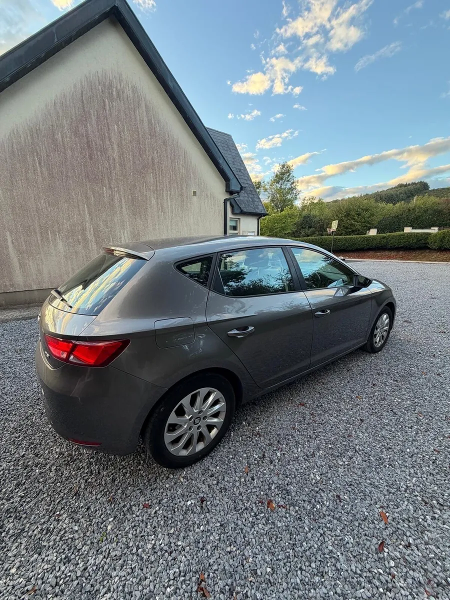 Car for Sale - Image 3