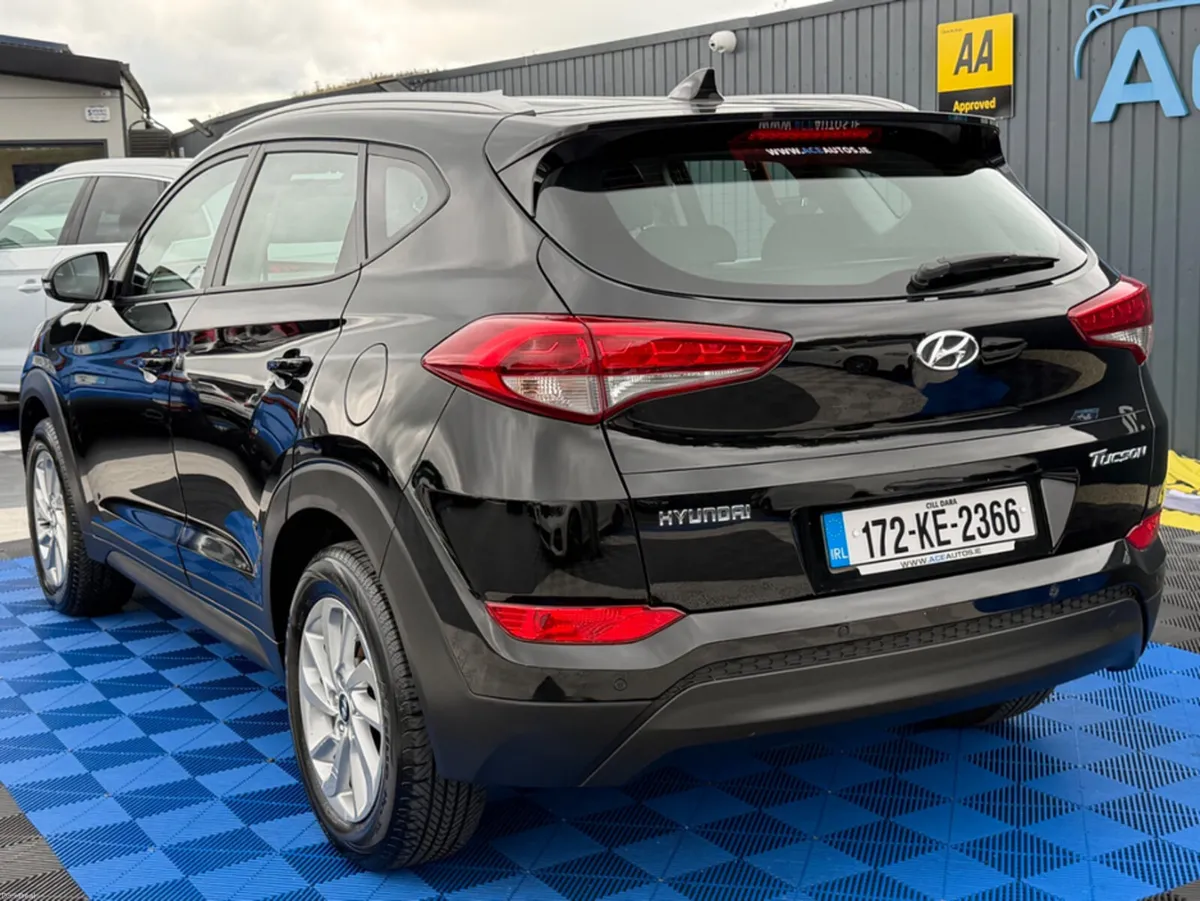 Hyundai Tucson COMFORT - 1.7L DIESEL - MANUAL - 12 - Image 6
