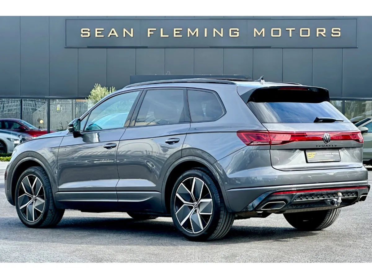 Volkswagen Touareg V6 BLACK EDITION TDI 2 - Image 4