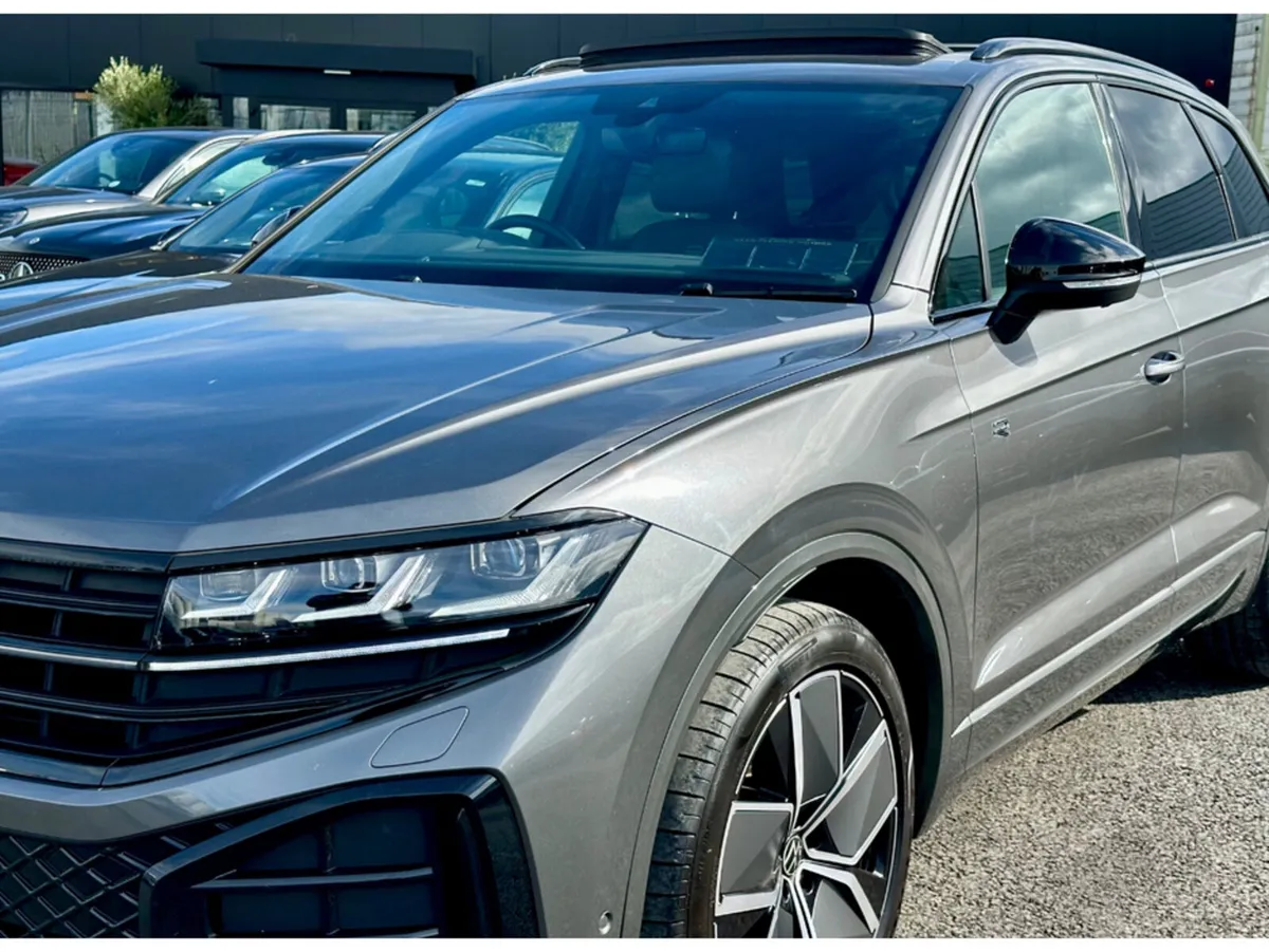 Volkswagen Touareg V6 BLACK EDITION TDI 2 - Image 6