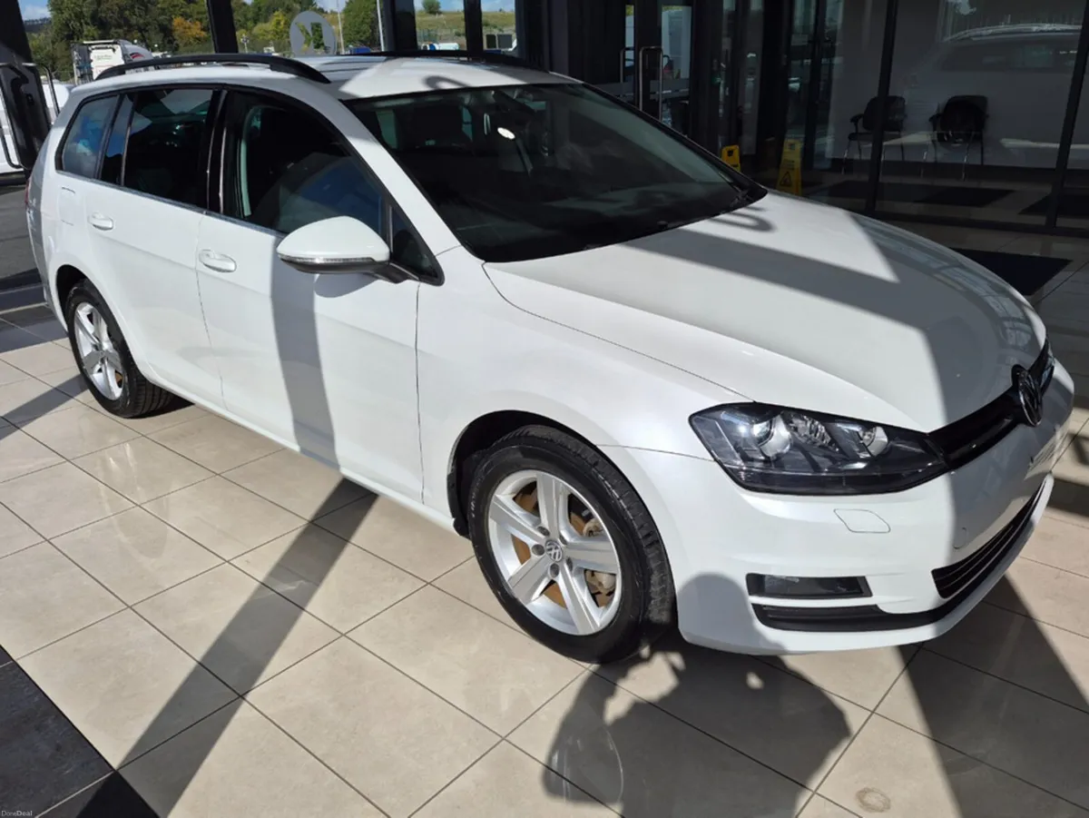 Volkswagen Golf 1.2 Auto - Image 2