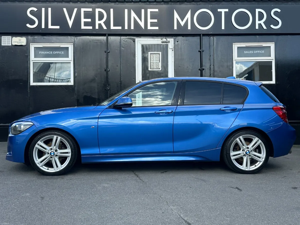 BMW 1-Series I SPORT 5DR - Image 3