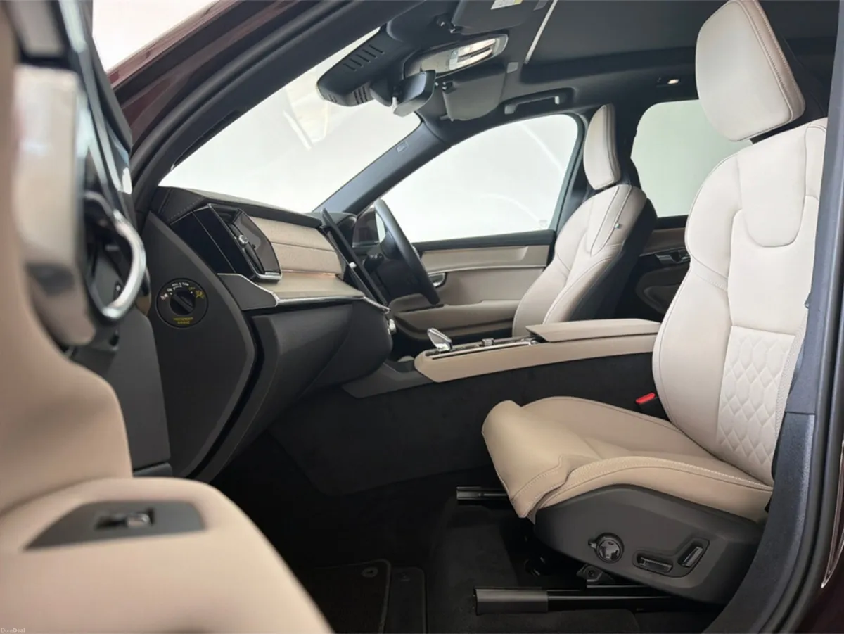 Volvo XC90 PLUS BRIGHT - Image 5