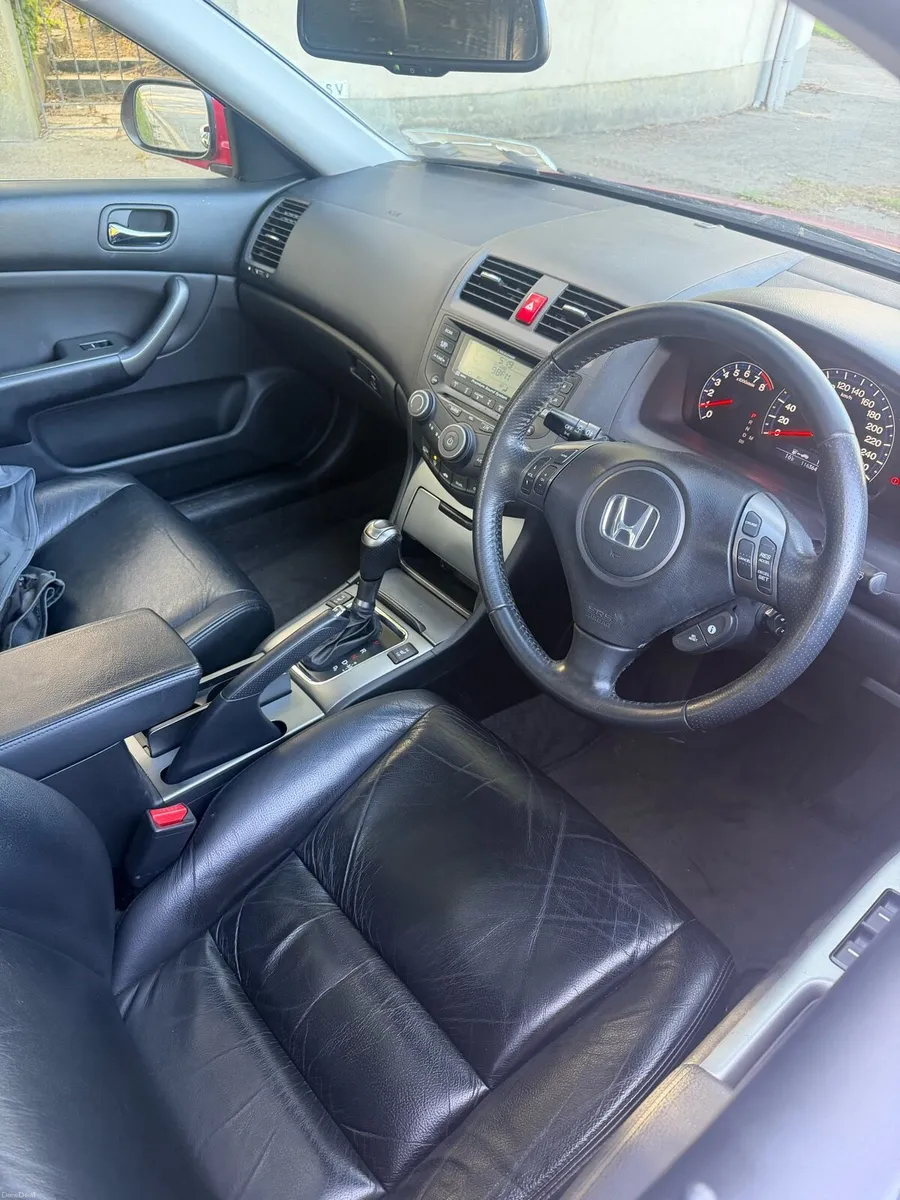 Honda accord - Image 5