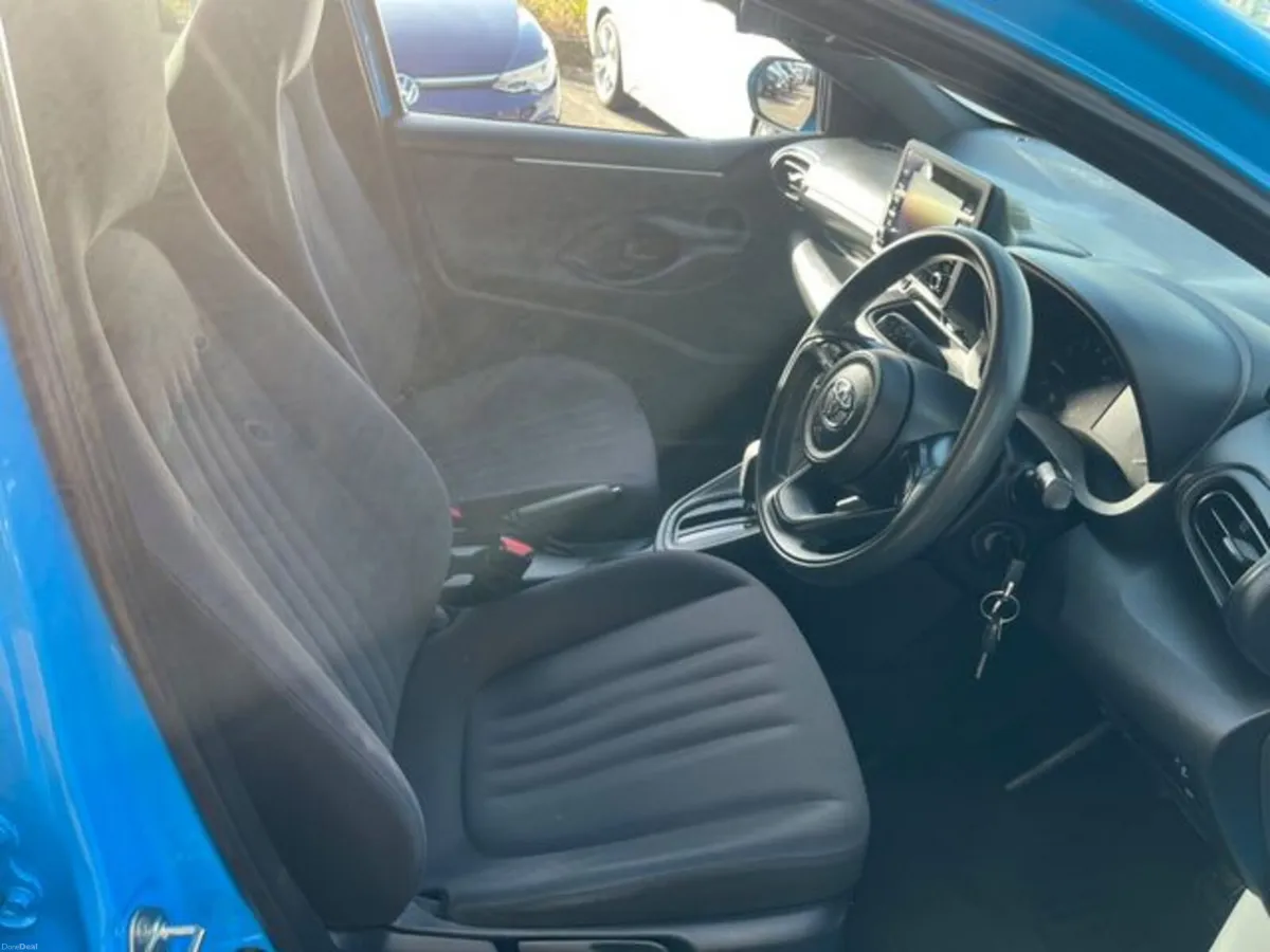 Toyota Yaris Automatic - Image 5