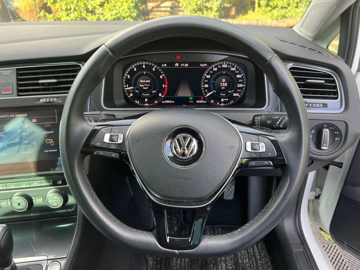 Volkswagen Golf R-LINE PACK 1.2 TSI AUTO // NEW 19 - Image 4