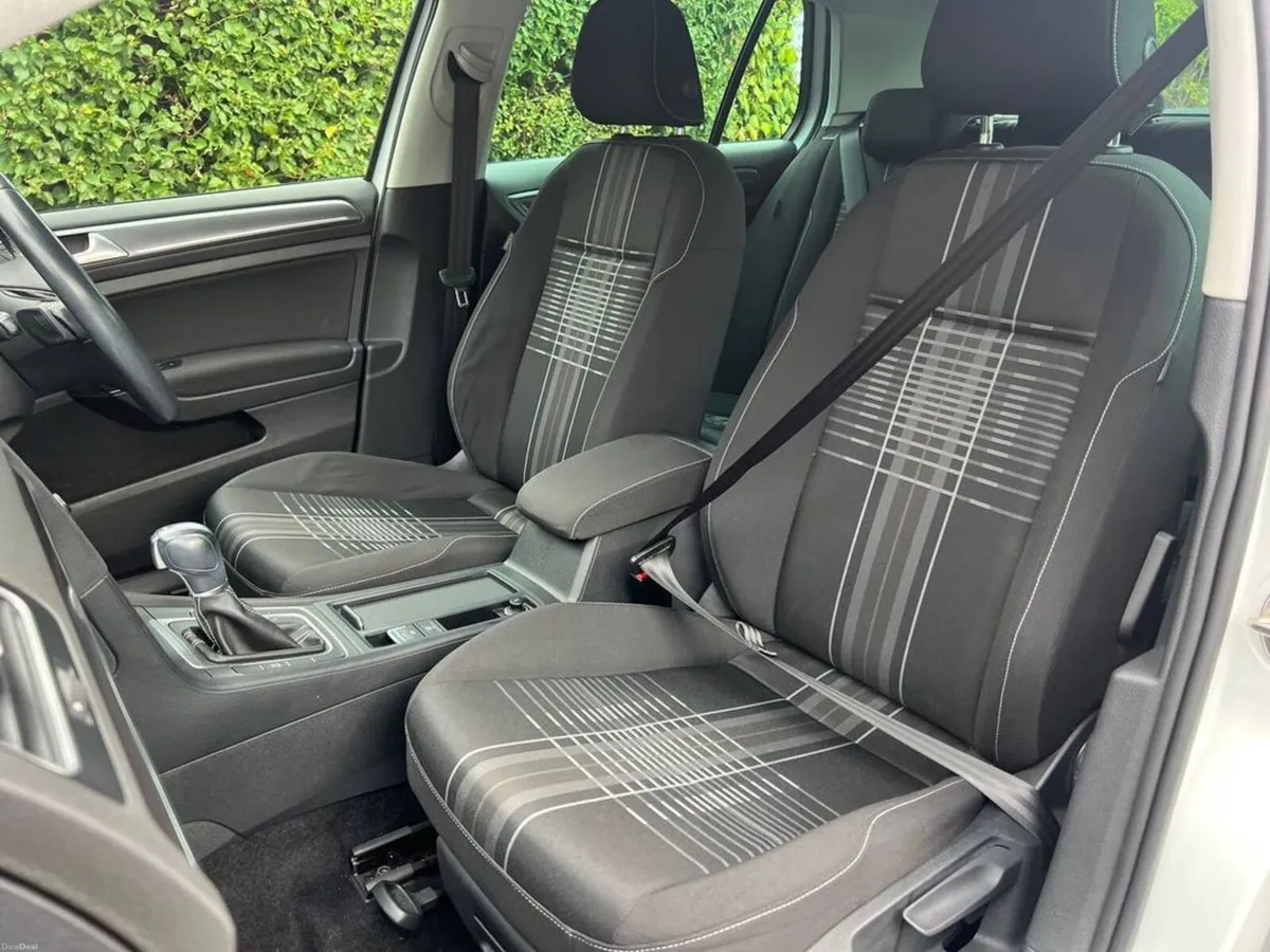 Volkswagen Golf LOUNG EDITION 1.2 TSI AUTO // ADAP - Image 6