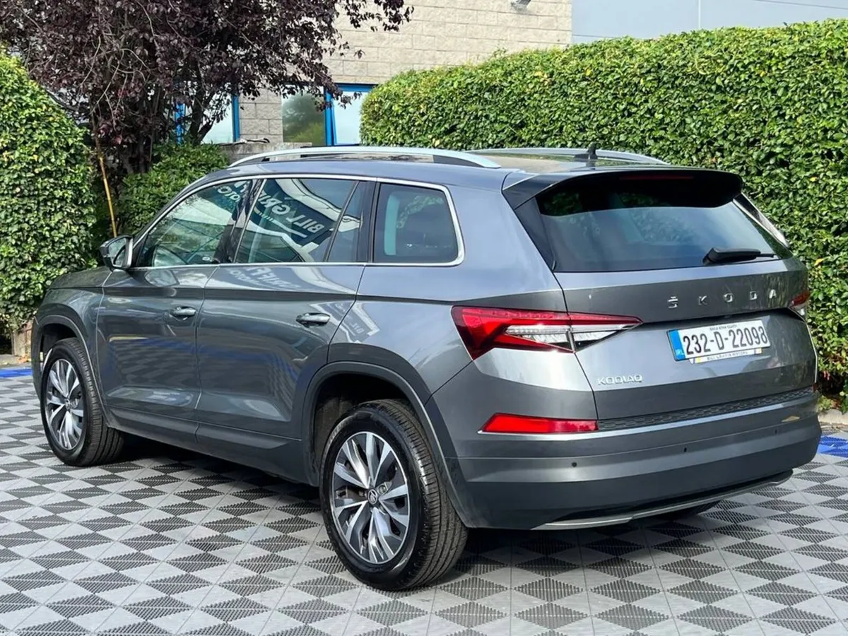 Skoda Kodiaq 7-SEATER AMBITION 2.0 TDI AUTO // REV - Image 5