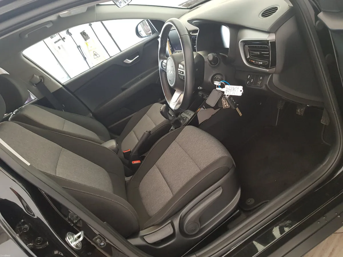 Kia Stonic 1.0 K2 MY25 MT - Image 6