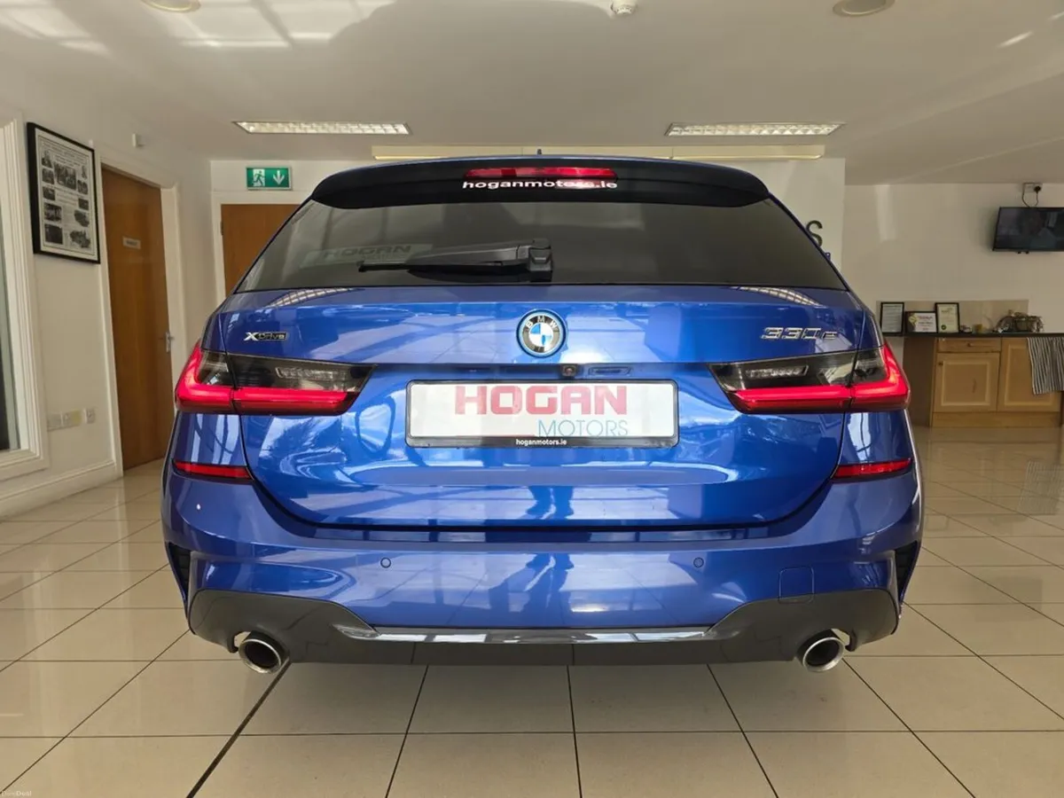 BMW 3-Series 330e xDrive M Sport Touring PHEV - Image 5