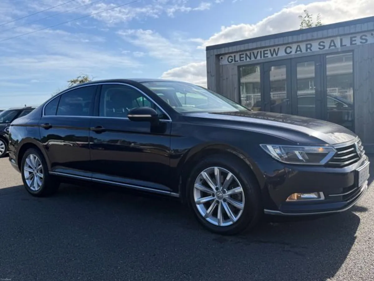 Volkswagen Passat HIGHLINE - MASSIVE HISTORY - Image 1