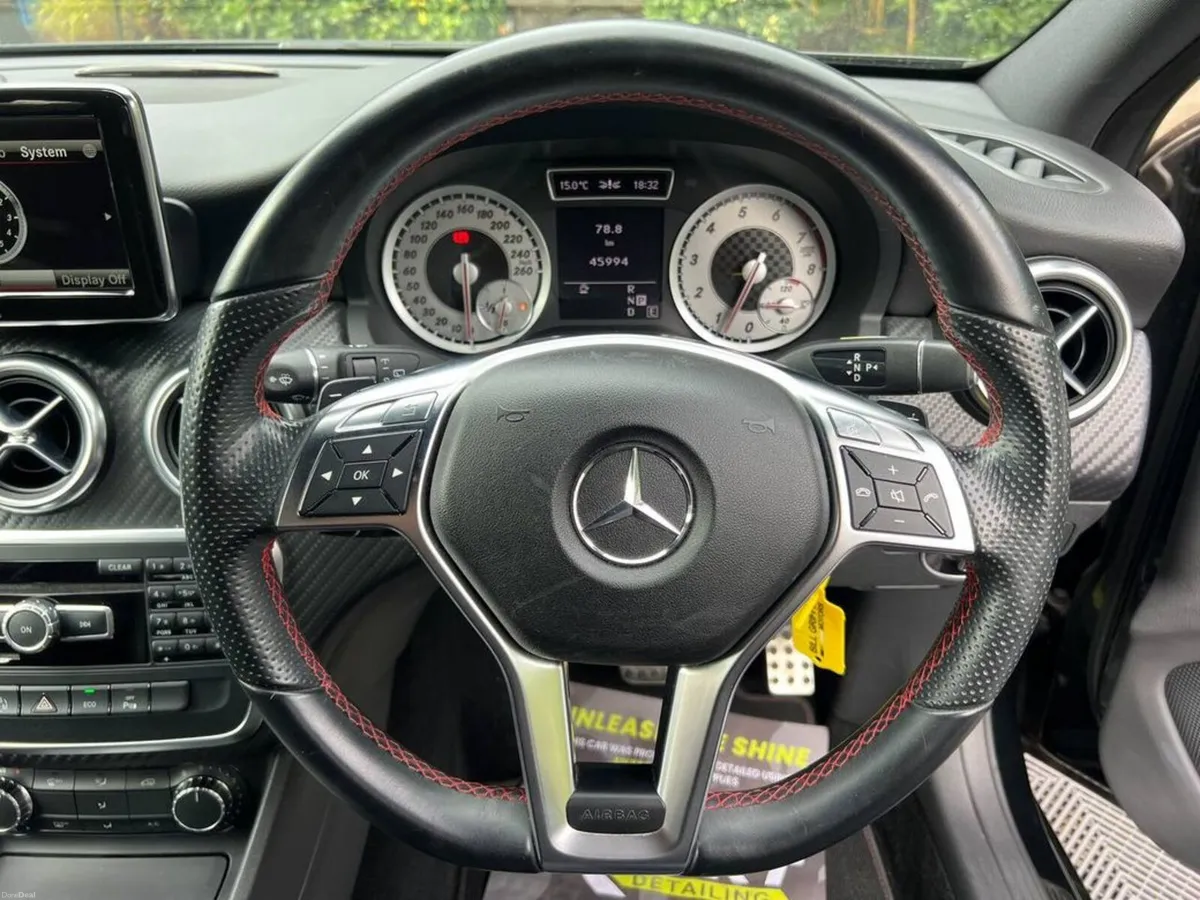 Mercedes-Benz A-Class A180 AMG-LINE 1.6 AUTO // CR - Image 4