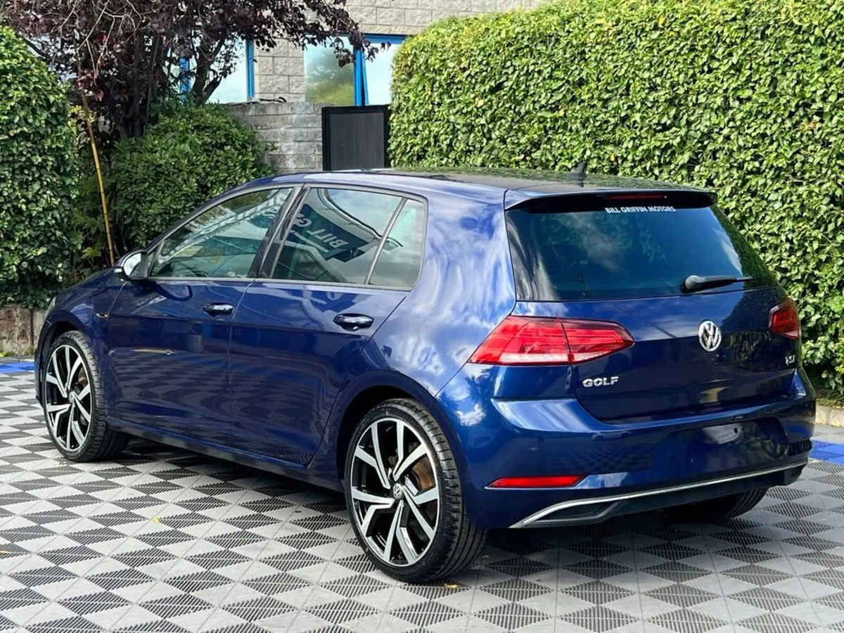 Volkswagen Golf COMFORTLINE R-LINE PACK 1.2 TSI AU - Image 5