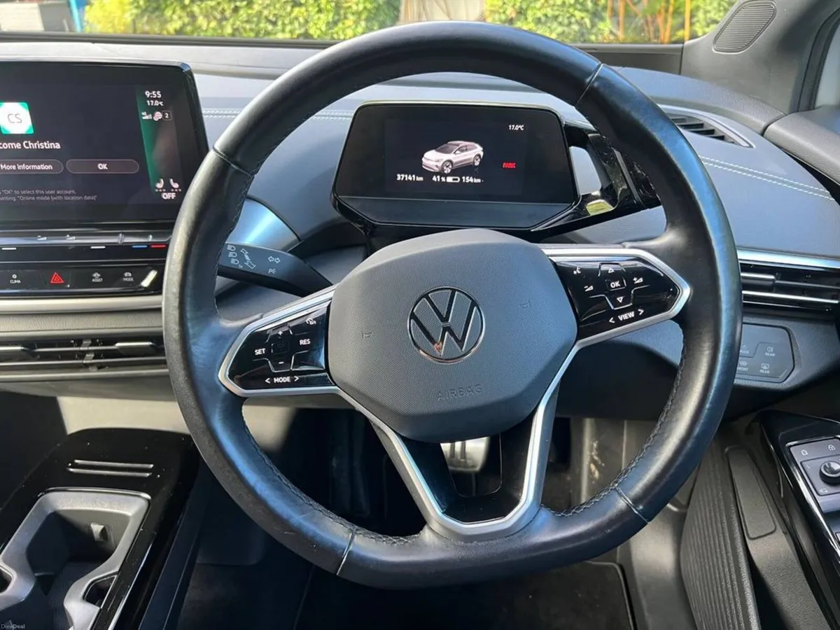 Volkswagen ID.4 PURE 52KWH // LOW MILEAGE // APPLE - Image 4