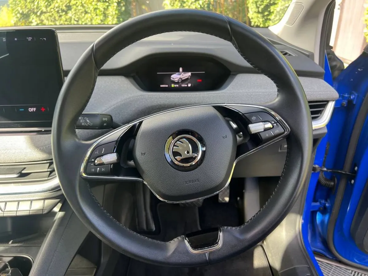 Skoda Enyaq 60 IV 58KWH // APPLE CARPLAY/ANDROID A - Image 5