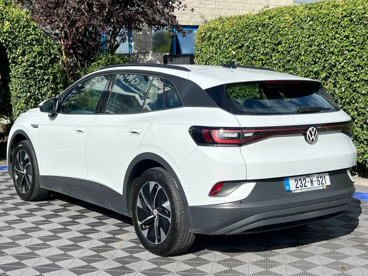 Volkswagen ID.4 PURE 52KWH // ADAPTIVE CRUISE CONT - Image 6