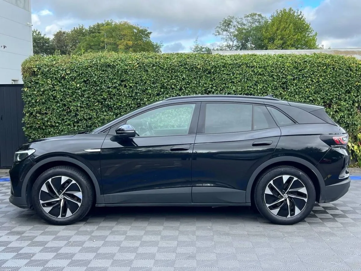 Volkswagen ID.4 PURE 52KWH // LEATHER/ALCANTARA HE - Image 3