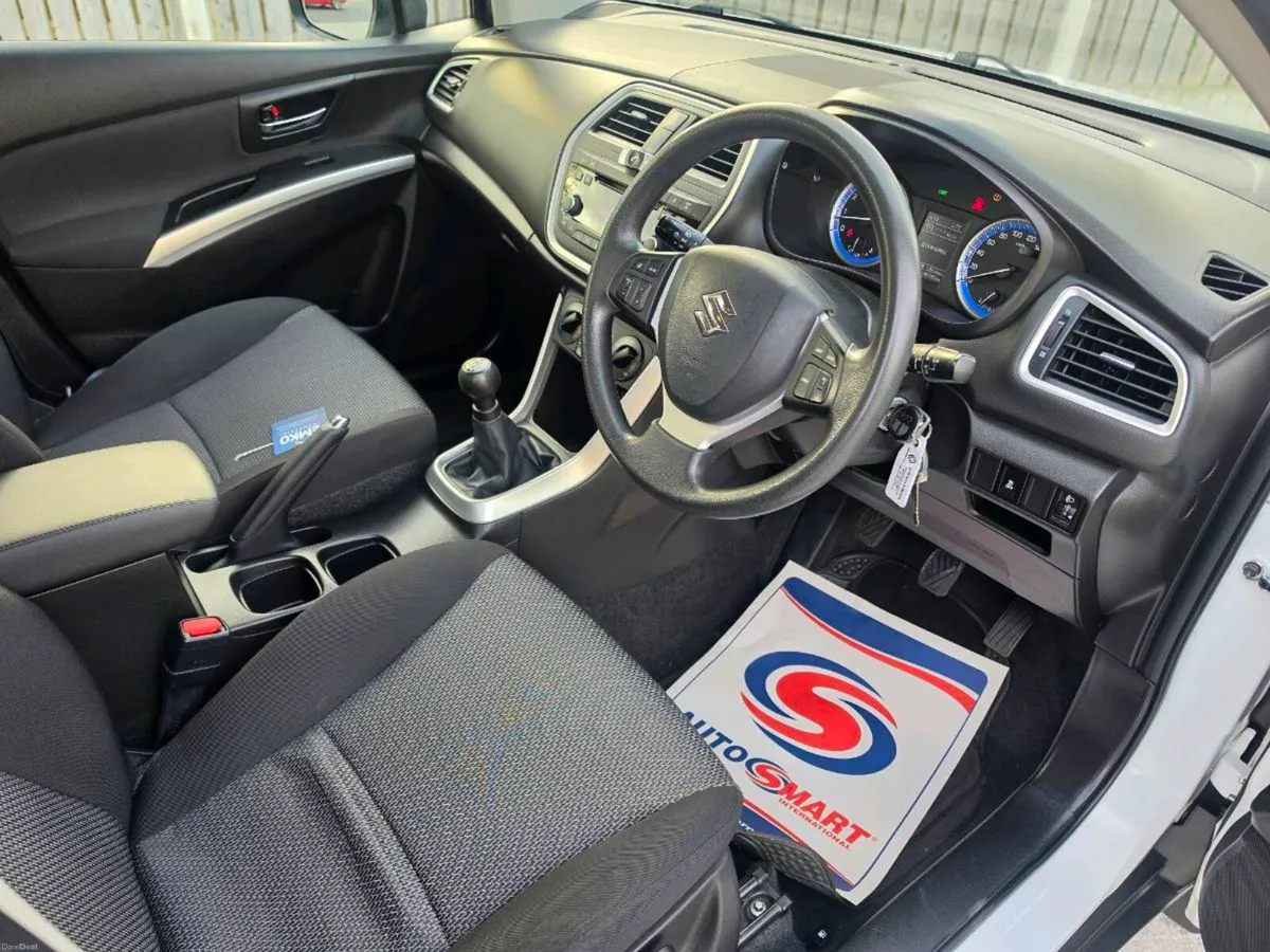 Suzuki Scross 2014 1.6 Petrol Low mileage - Image 5
