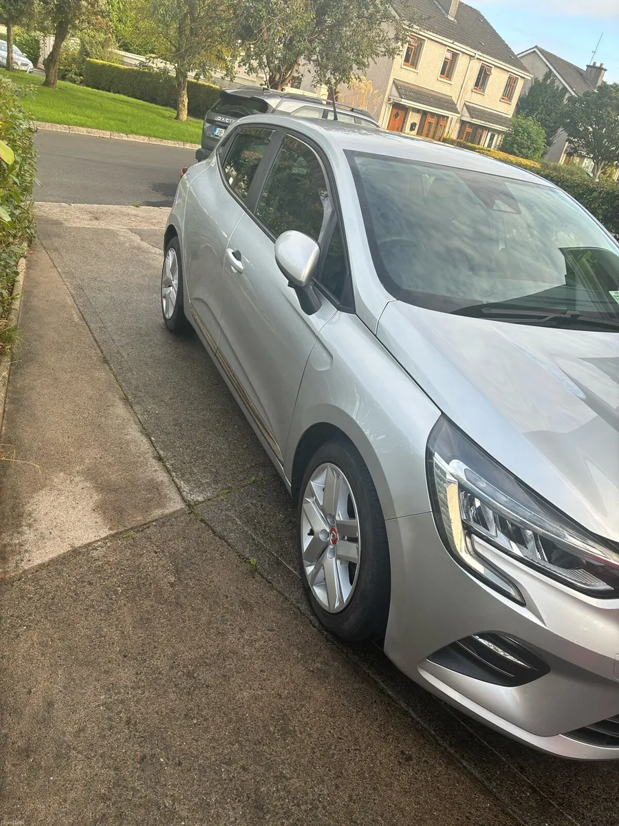 Renault Clio - Image 4