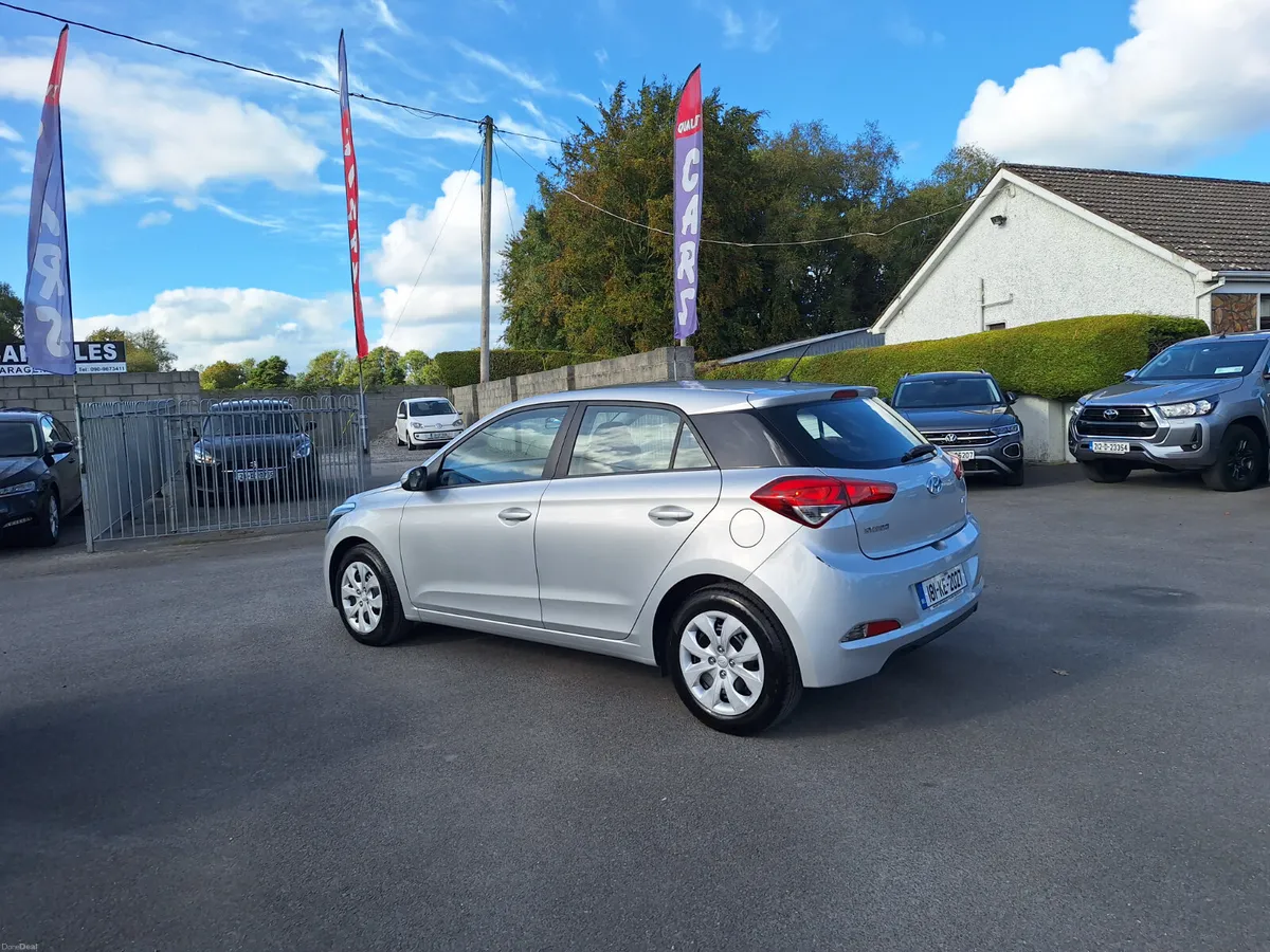 Hyundai i20 1.2 Petrol *Low Insurance/Immaculate - Image 4