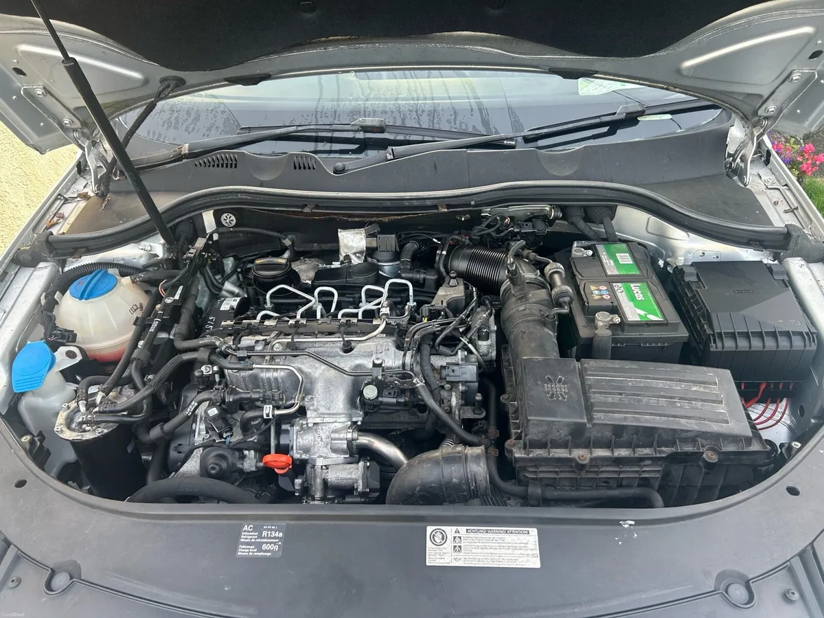 Car - Image 6