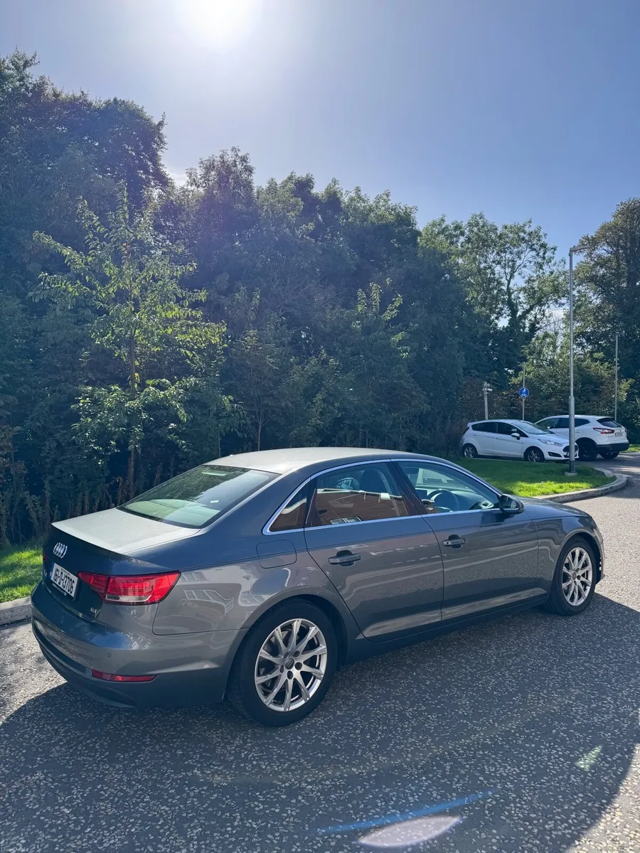 Audi A4 2016 - Image 2