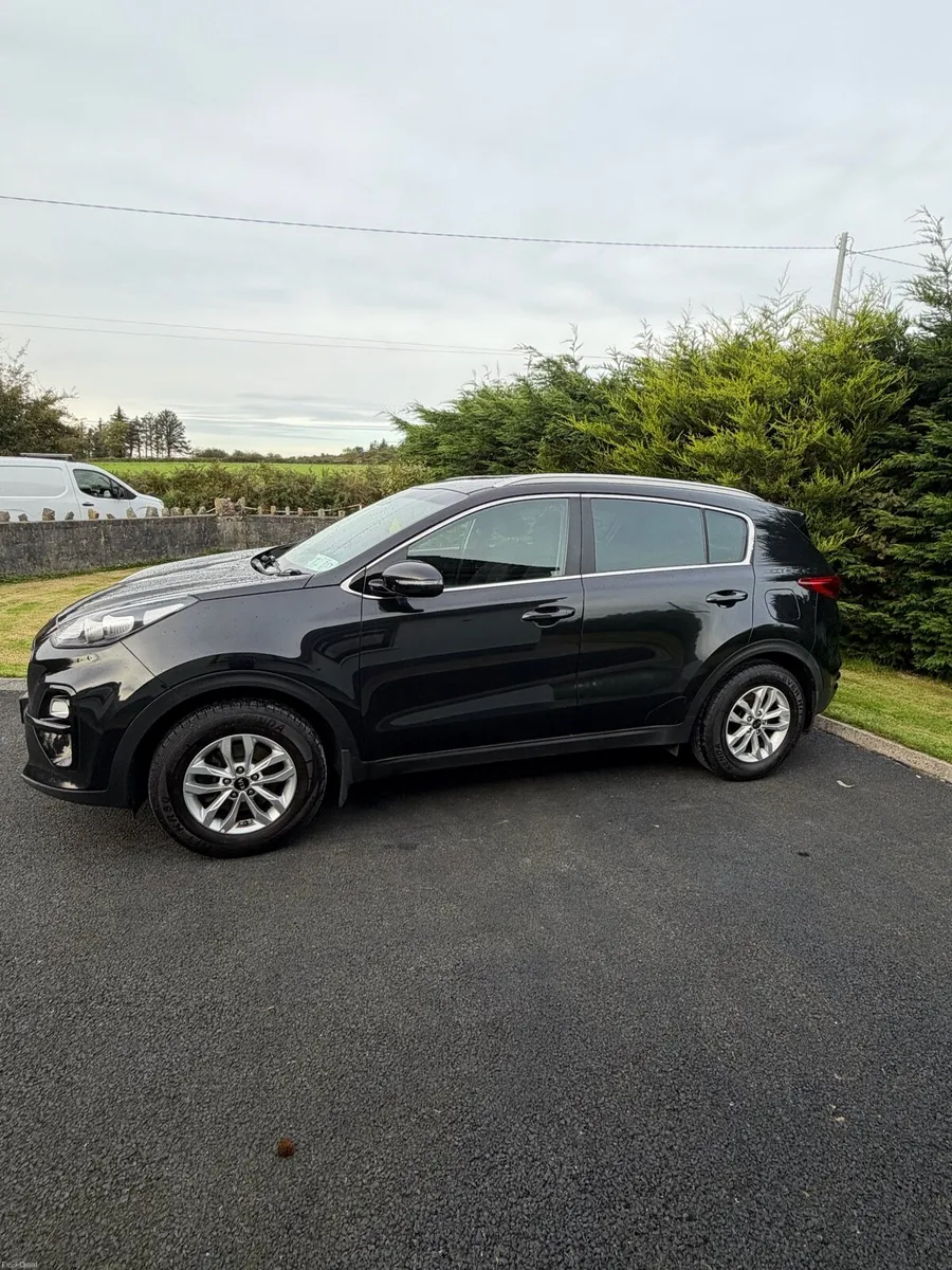 201 Kia Sportage 1.6 Diesel - Spotless and - Image 3