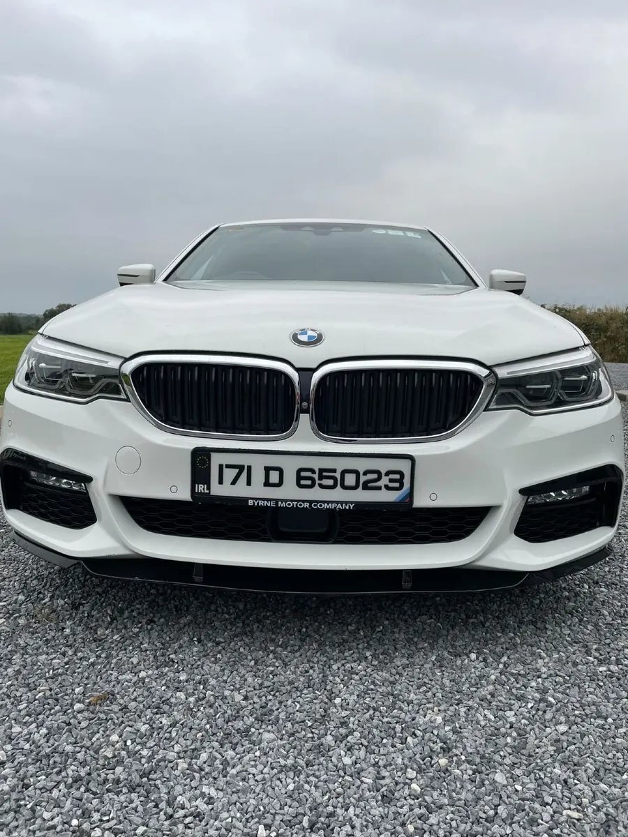BMW 5-Series 2017 - Image 2