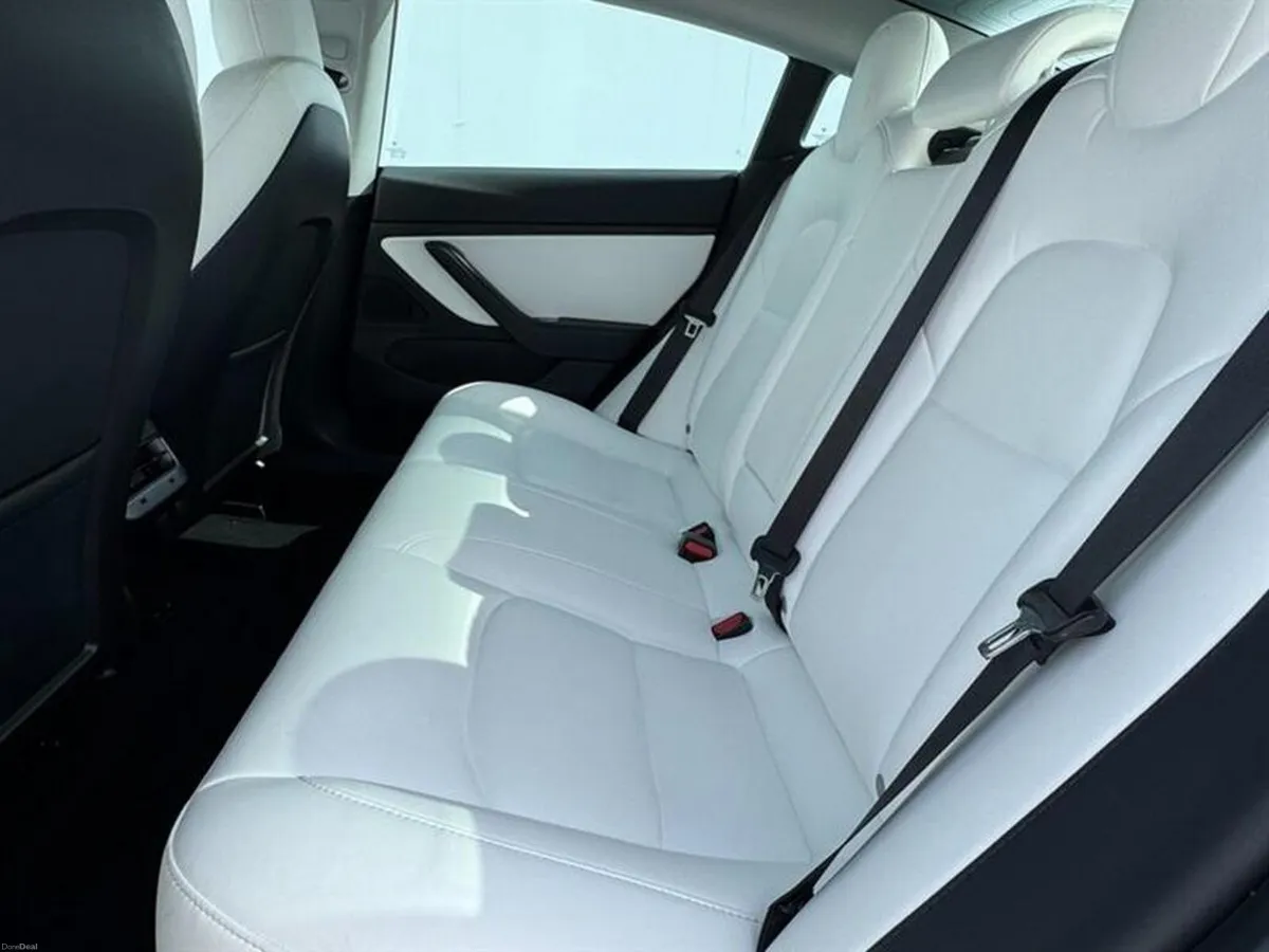 201 Tesla Model 3 Long Range - Image 5