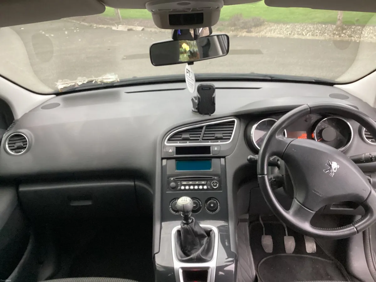 Peugeot 5008 2013 - Image 3